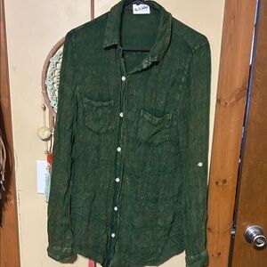 The Nu Vintage size medium green top